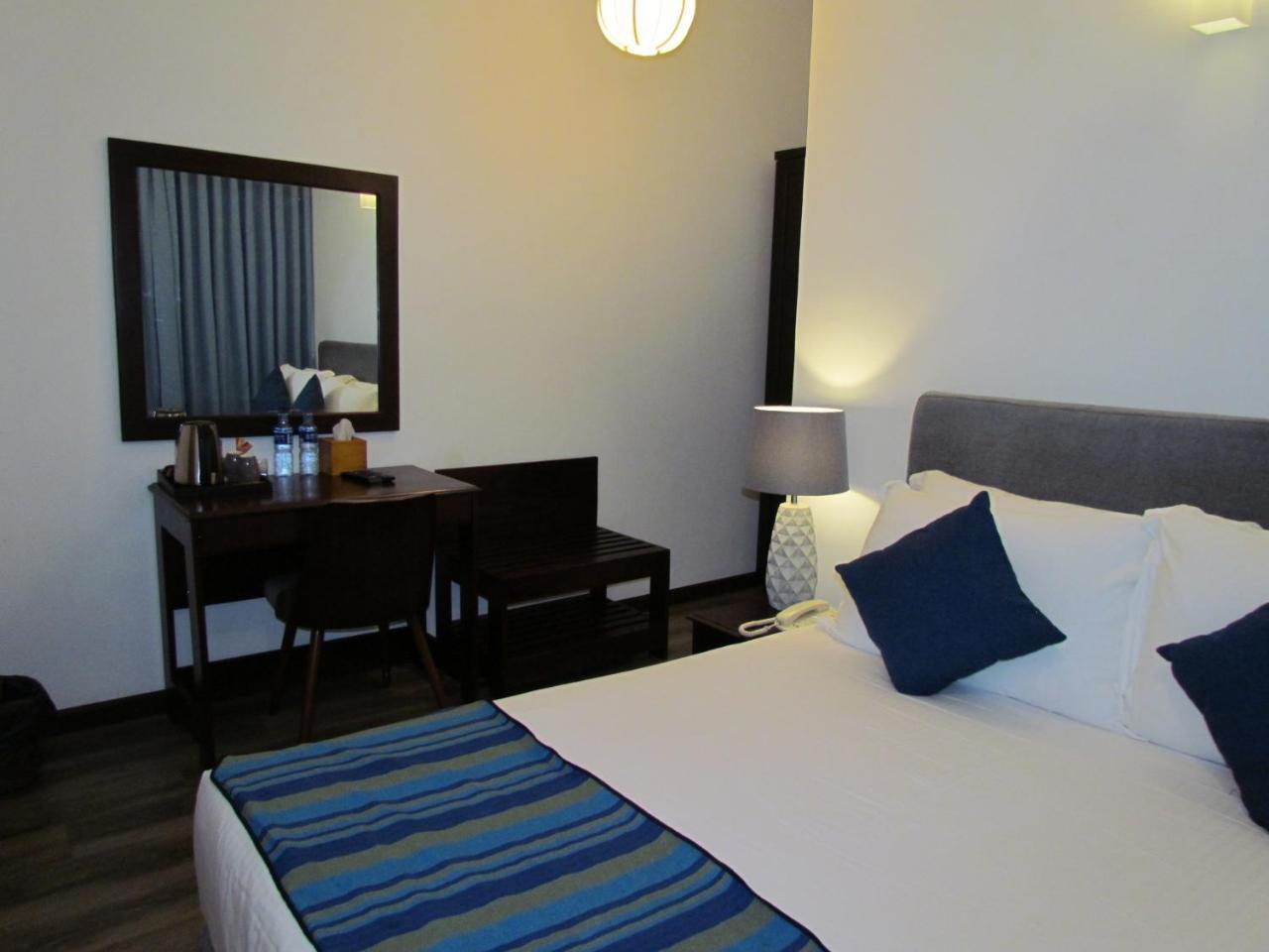 Kmc Villa 마운트 라비니아 외부 사진